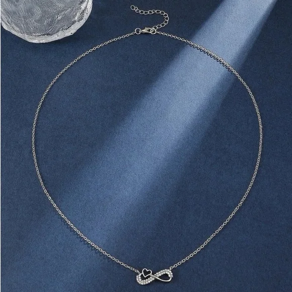 ⚠️Clearance Silver Infinity And Heart Pendant Necklace SS - Picture 4 of 5
